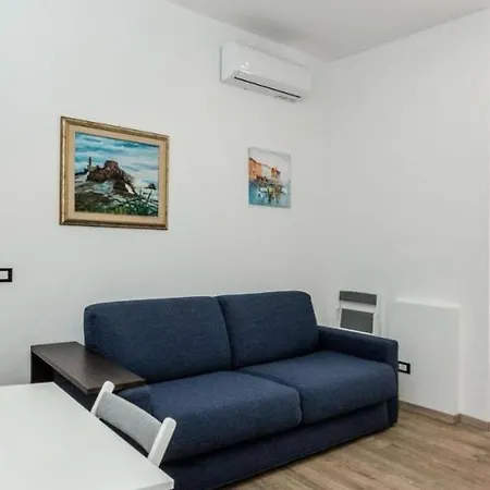 Orizzonte 5 Terre - Via Napoli 85 - Stazione